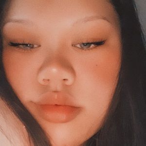 Meet your Posher, Cynthia